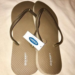 💥FREE W/PURCHASE💥OLD NAVY NWT FLIPFLOPS